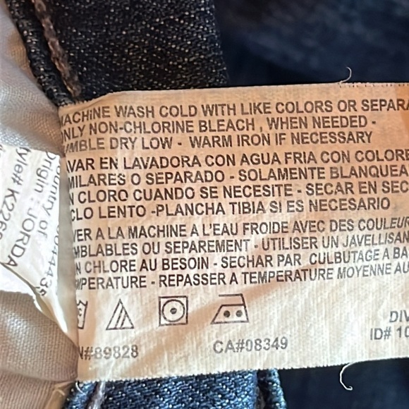 Gloria Vanderbilt Straight Leg Jeans Amanda Blue Denim Women’s Size 4P - Picture 6 of 7